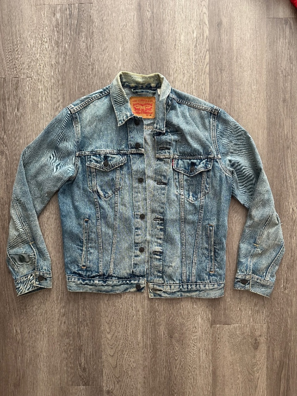 Levi’s Trucker Jacket